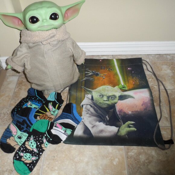 Set -Baby Yoda The Mandalorian Force, 5pcs socks , bag. - Picture 3 of 14